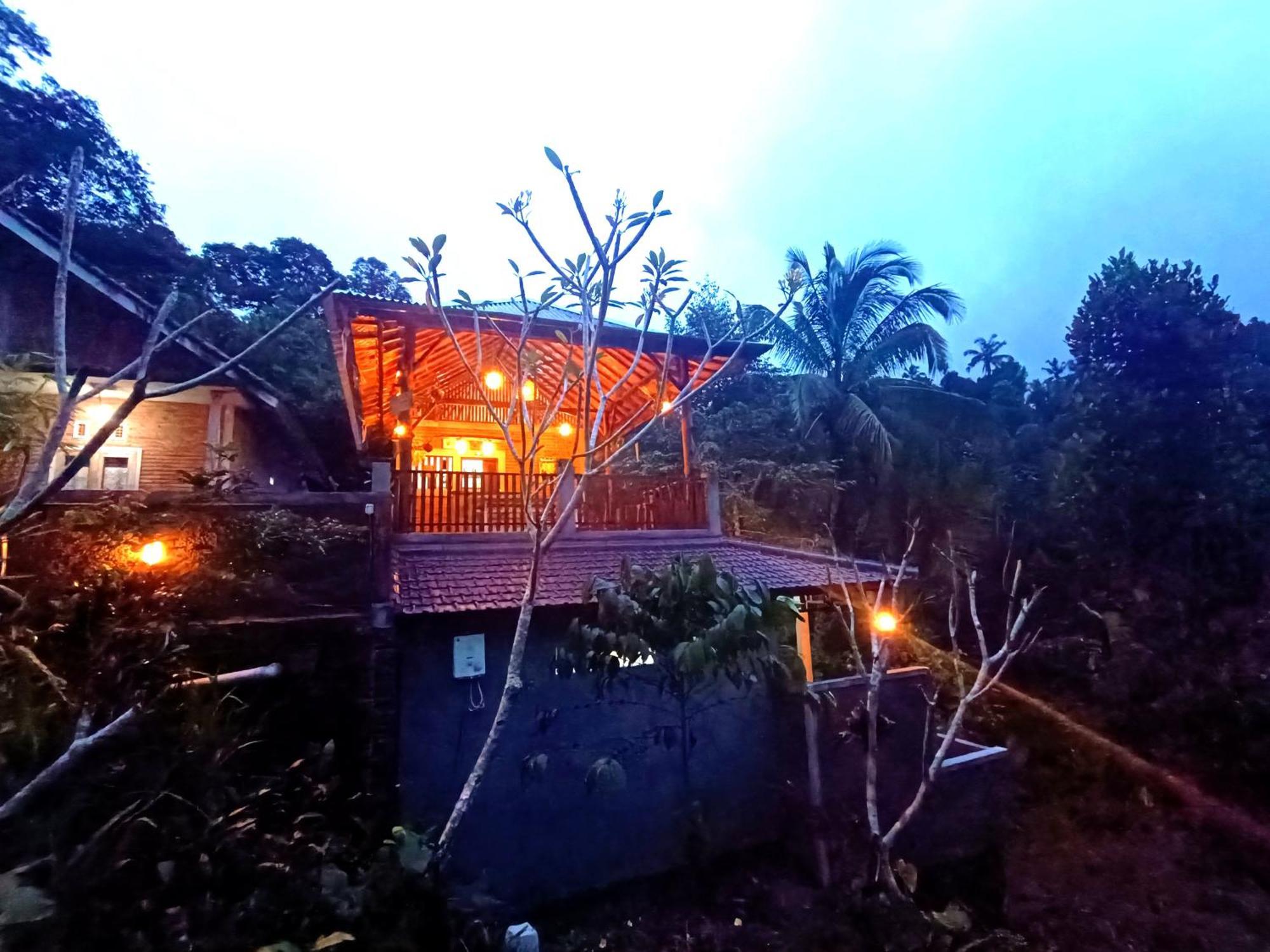 Отель Artomoro Bali Мундук Экстерьер фото